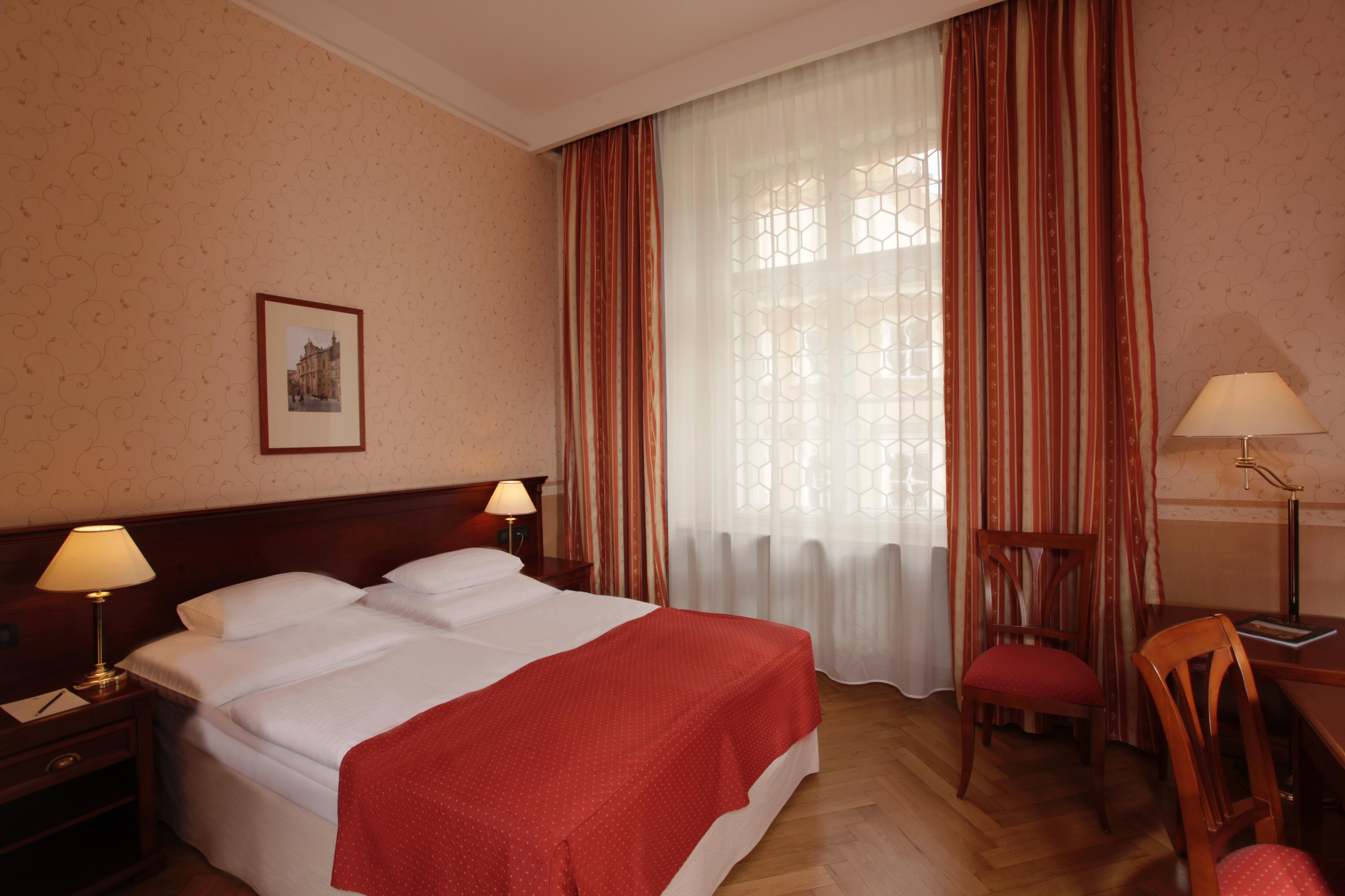 Hotel Rott Прага Экстерьер фото