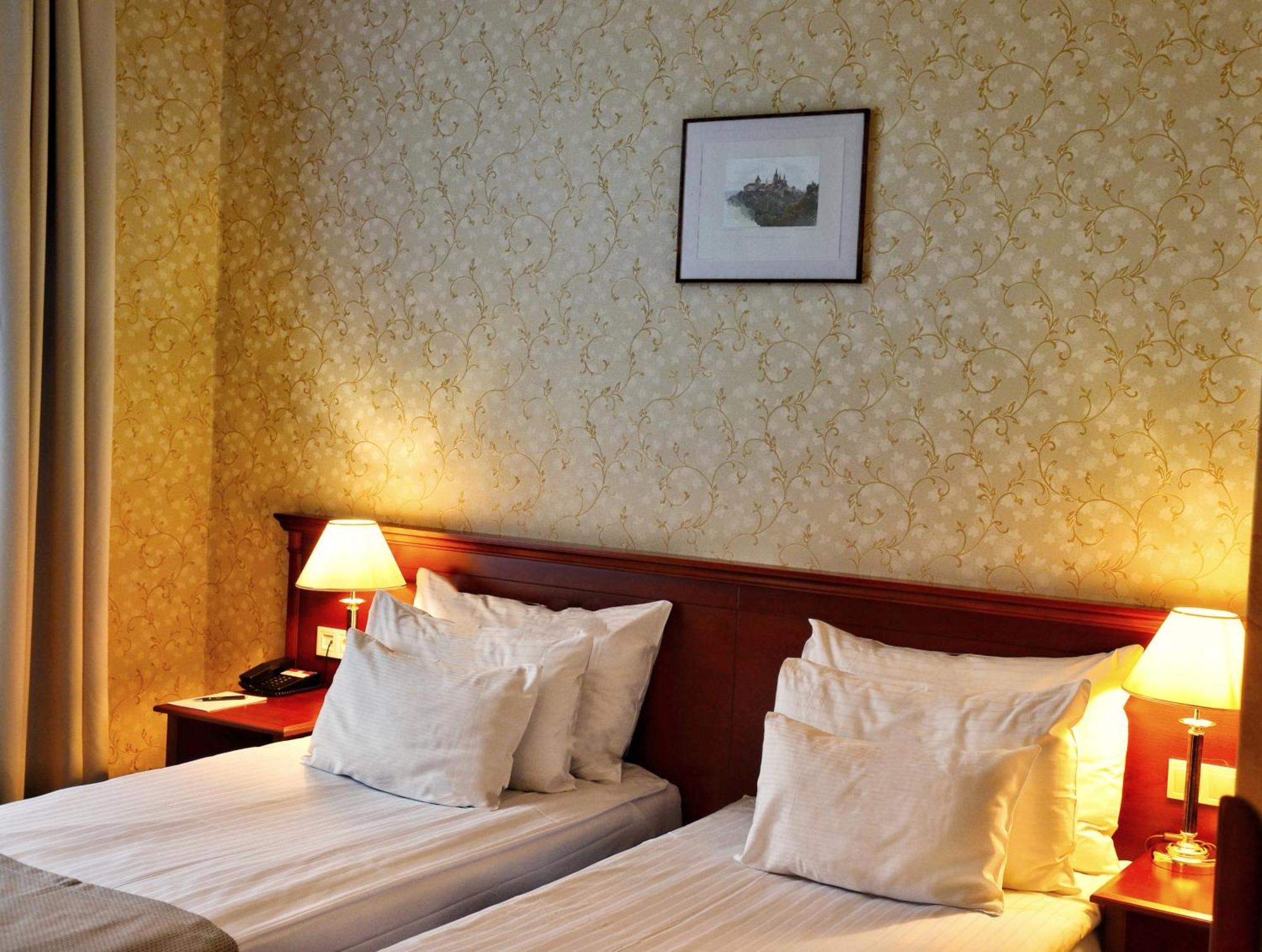 Hotel Rott Прага Экстерьер фото