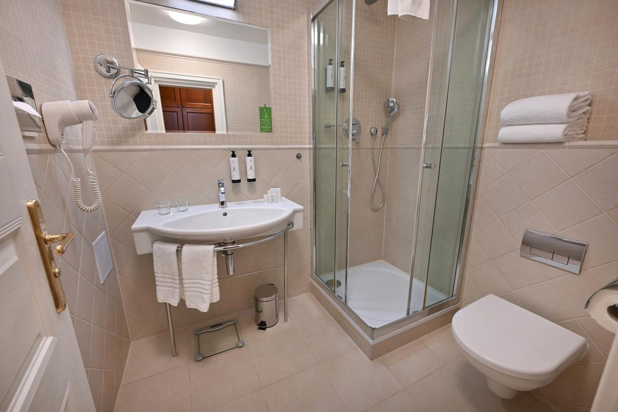 Hotel Rott Прага Экстерьер фото