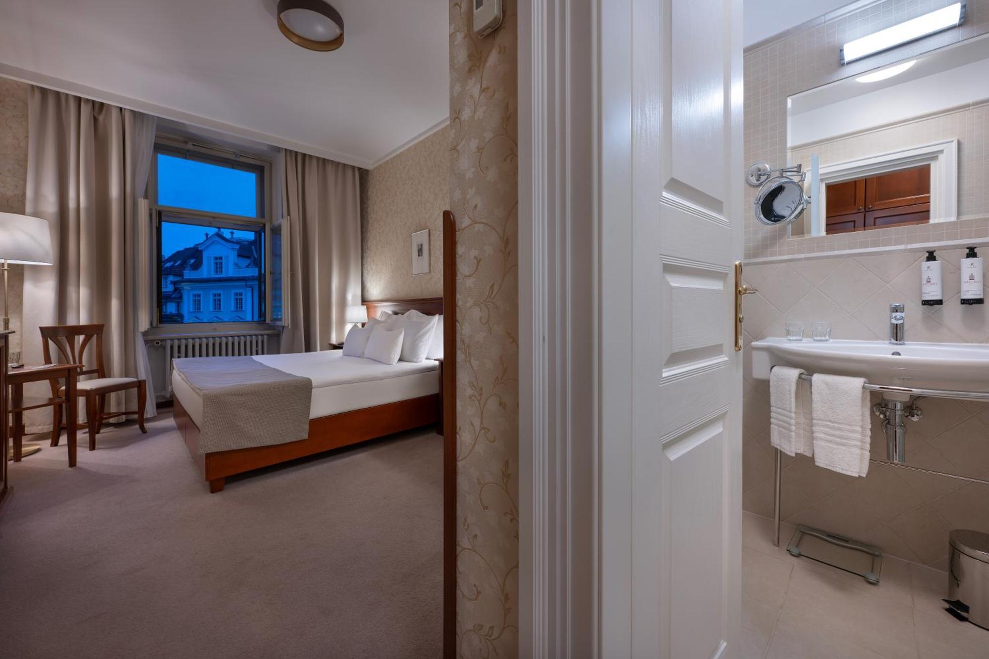 Hotel Rott Прага Экстерьер фото