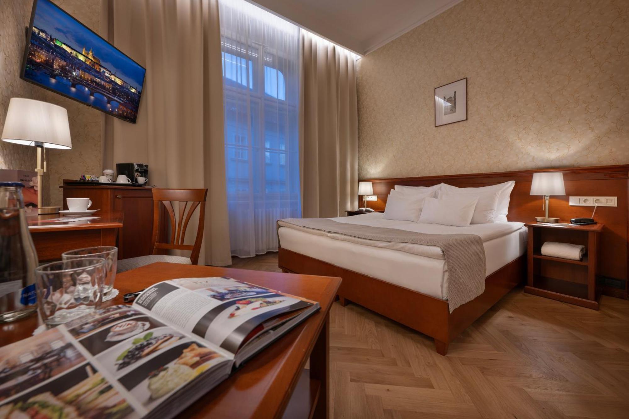 Hotel Rott Прага Экстерьер фото
