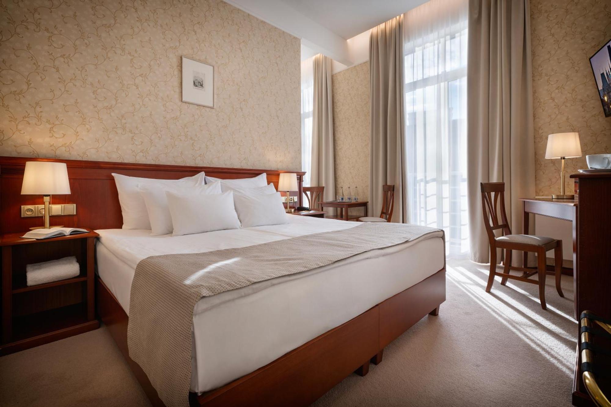 Hotel Rott Прага Экстерьер фото