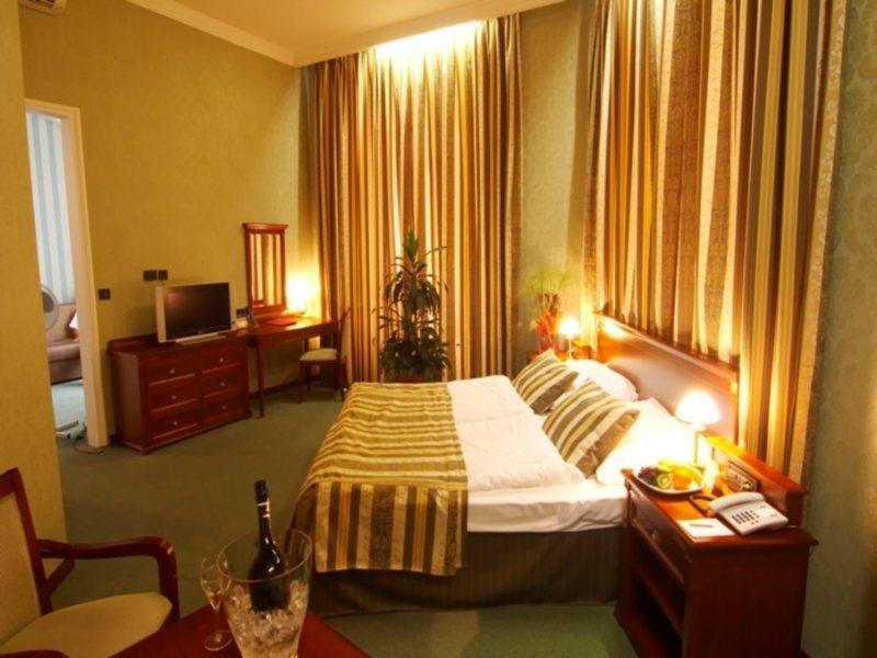 Hotel Rott Прага Экстерьер фото